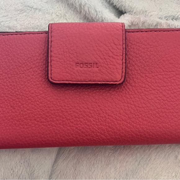 Fossil wallet - Picture 1 of 3